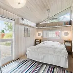 Pet Friendly In With Wifi Holiday home