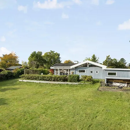 Holiday home Pet Friendly In With Wifi