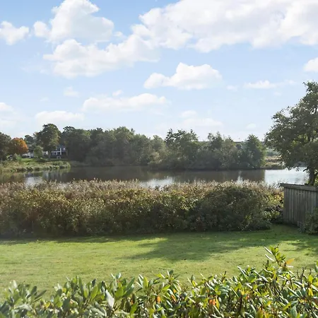 Pet Friendly In With Wifi Holiday home Hornbaek